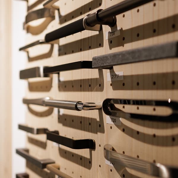 Als je de juiste stalen en kleuren gekozen hebt dan gaat de adviseur aan de slag met het maken van een tekening en 3D-ontwerp.