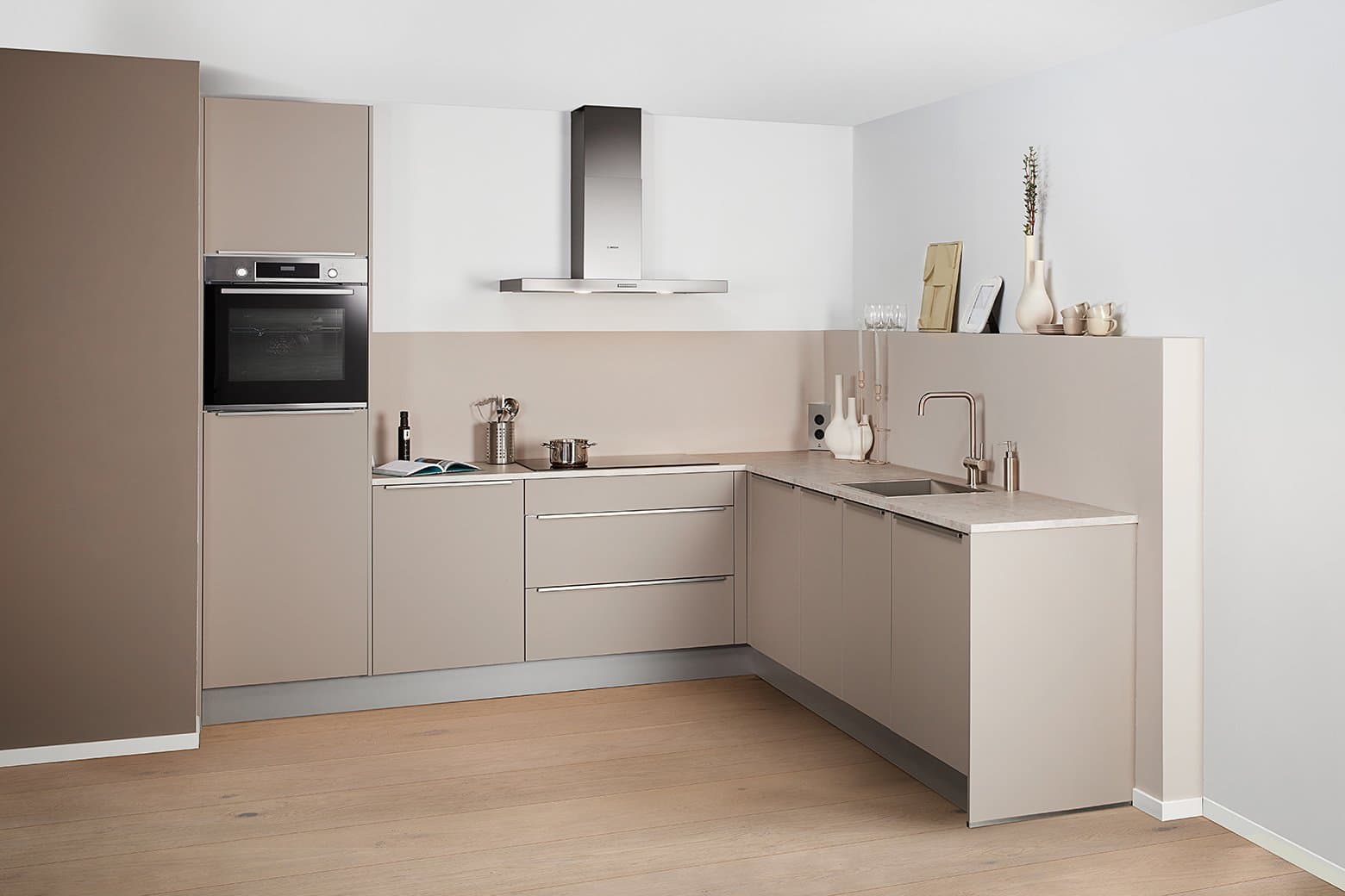 Tjerk-LX-beige-hoekkeuken