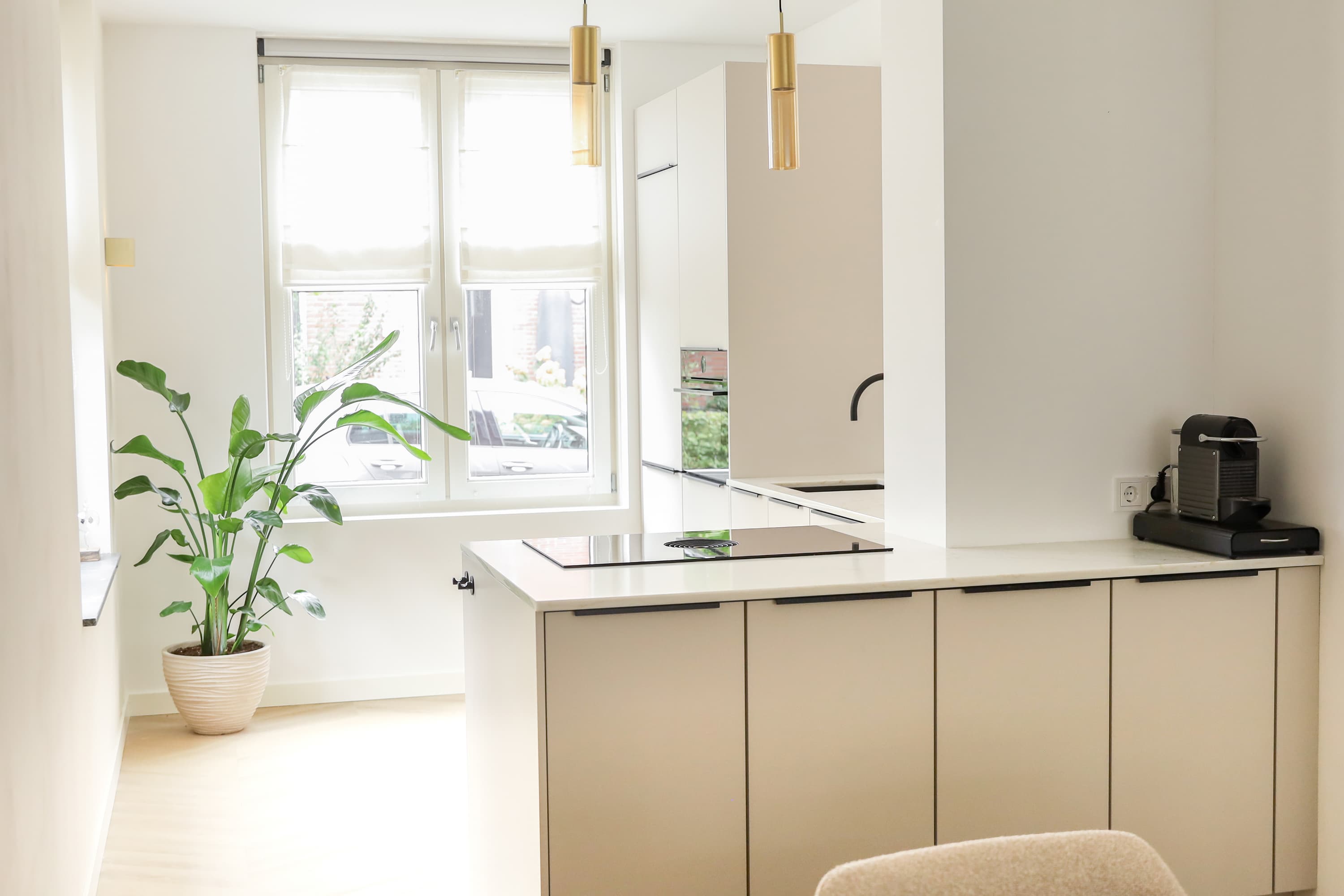 Beige Japandi Chique keuken